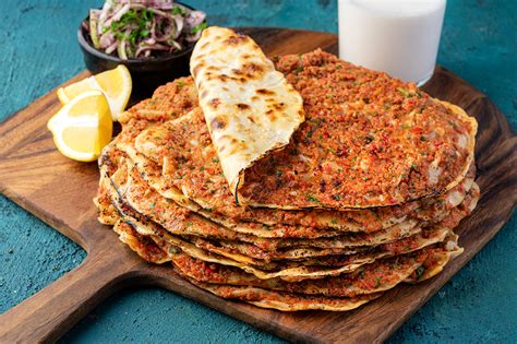 LAHMACUNS.