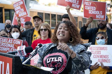 LAUSD, teachers union reach tentative labor agreement