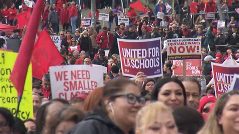 LAUSD strike begins, closing schools for more than a half-million students