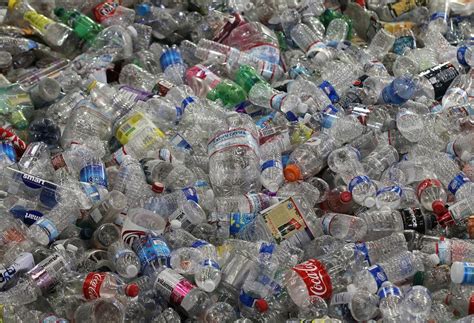 LAX bans single-use plastic water bottles to reduce waste 
