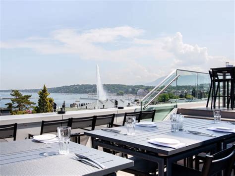 LAstronome Rooftop  Restaurant Insolite