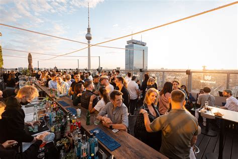 LAstronome Rooftop Weekend Guide