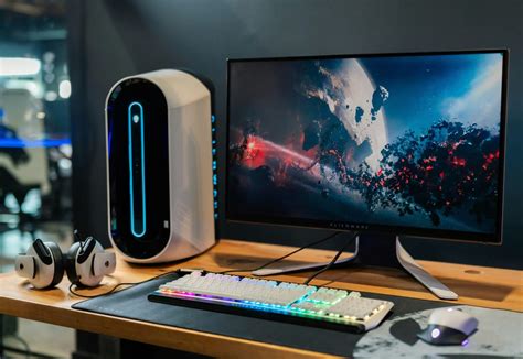 LCD Monitors and Color Gamuts