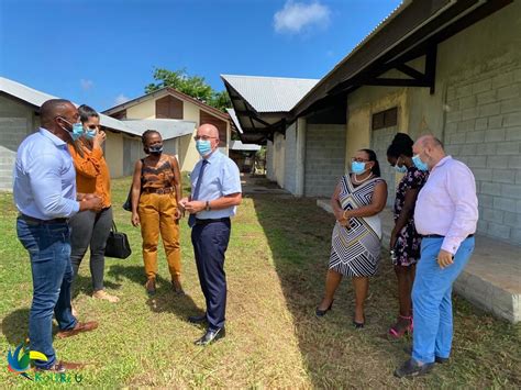 LE DIRECTEUR DE LA CAF, PHILIPPE FÉRY À KOUROU Ville de …