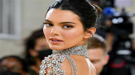 LEBANESE PORN model terkenal & grind sensual hemat waktu scene mesum panas sajikan kenikmatan puas maksimal banget awal tahun image 1