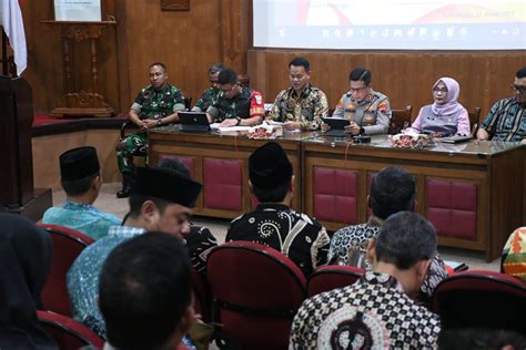 Lebaran tahun ini berpotensi dirayakan... - Seputar Pringsewu - wintechmobiles.com