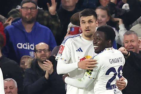 Leeds star eyes World Cup dream but int'l boss warning looms - raincitystudios.com