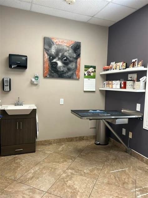 LEGACY ANIMAL HOSPITAL - 88 Photos & 221 Reviews - Yelp