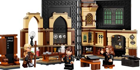 LEGO® Harry Potter™ Hogwarts Moments: Overview