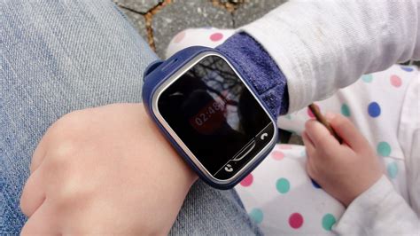 LG GizmoGadget review: This touchscreen GPS watch for kids is ... - PCWorld