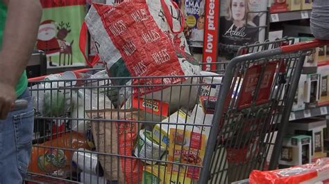 LIST: Houston-area grocery stores open, closed Christmas weekend