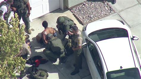 LIVE: Suspect in standoff with authorities in South Los Angeles