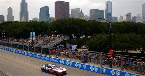 LIVE BLOG: Day 2 of NASCAR in Chicago: Grant Park 220 expected to start at 5:15 p.m.
