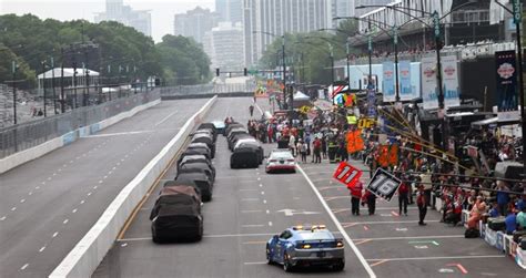 LIVE BLOG: Day 2 of NASCAR in Chicago: Loop 121 race canceled