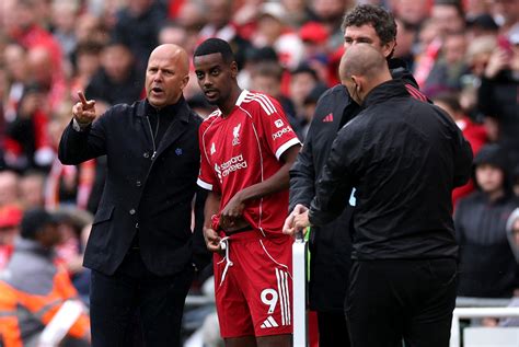 Liverpool handed major Alexander Isak boost after Arne Slot shares ... - wintechmobiles.com