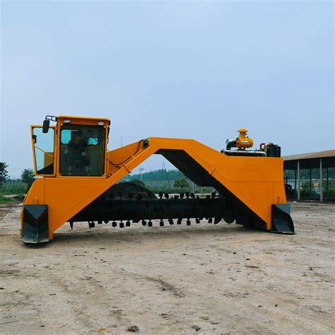 Livestock Manure Sludge Compost Turner for Large-scale Organic ... - raincitystudios.com