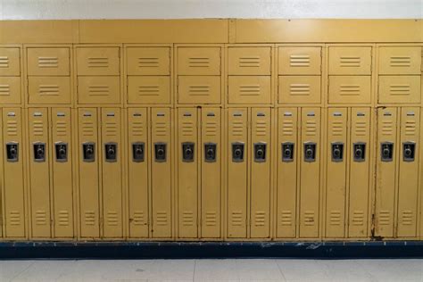 LOCALIZE IT: States push raises to address teacher shortages