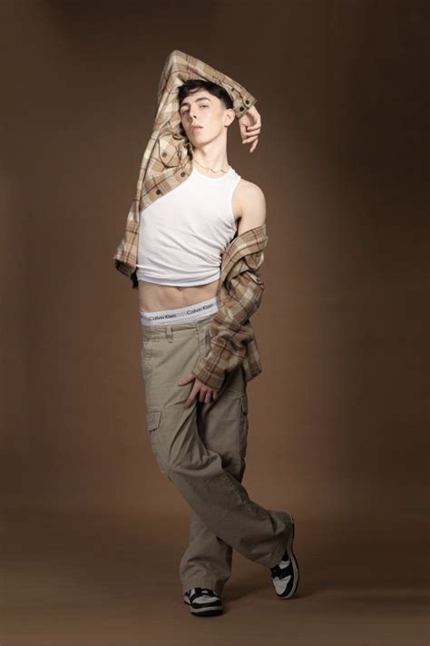 London Dance Agency | Las Vegas ShowGirls - muktibox.com