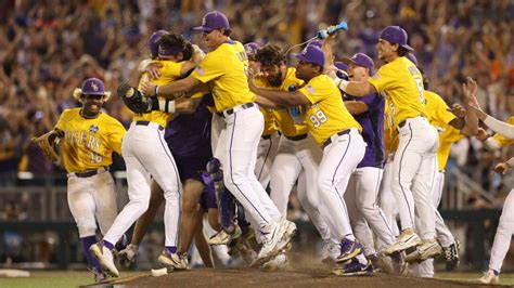 LSU wins first College World Series title since 2009, beating Florida 18-4 one day after 20-run loss