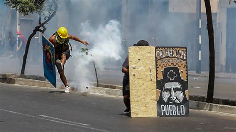La Defensoría del Pueblo de Perú condena presuntos ataques contra periodistas durante protestas
