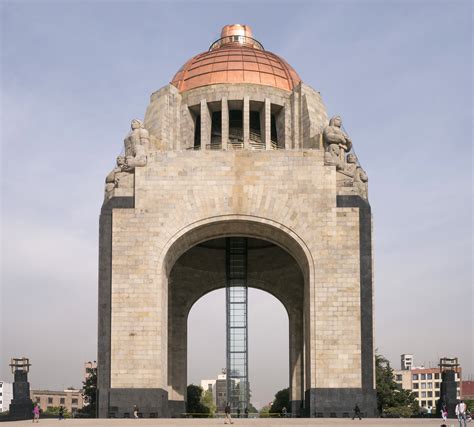 La arquitectura de la revolución mexicana. - Concertino nr. 2, für klavier and streichorchester..