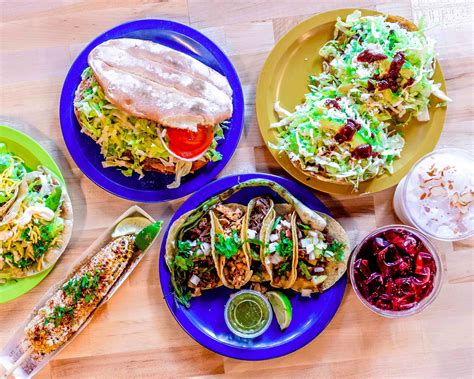La calle tacos. Located in Downtown Houston, La Calle Tacos is a well-rated street food restaurant known for its budget-friendly prices and high-quality ingredients. Customers rave … 