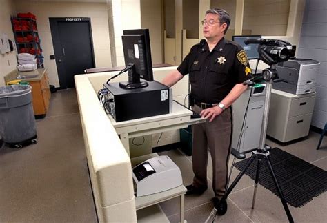 La crosse jail mugshots. System is Currently Down for Maintenance 