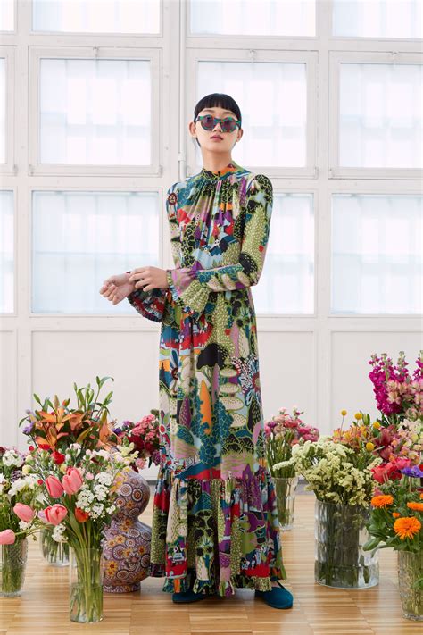 La doublej. LA DOUBLE J. 3-Way belted ruffled floral-print silk-twill maxi dress. $1,280 (-70%) This is the lowest price in 30 days. $384. This is the lowest price in 30 days. STYLES AT 70% OFF. LA DOUBLE J. Muumuu printed silk-twill maxi dress. $1,265 (-70%) This is the lowest price in 30 days. $380. 