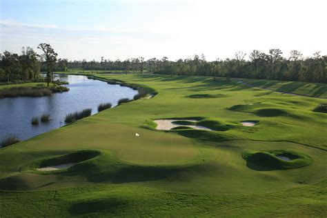 La golf. Hillcrest Country Club. Los Angeles, CA. 39 Panelists. Best In State. Hillcrest Country Club sits adjacent from Rancho Park Golf Course—one of L.A.’s better public options—and across West ... 