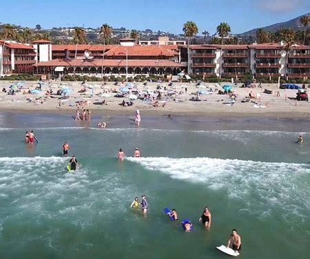 1. La Jolla Shores Hotel: La Jolla Shores. There are almost no private beaches in California; however, here in La Jolla, you can have a beach wedding on one of these few private beaches. The La Jolla Shores Hotel provides the opportunity to get married right on the sand of a private beach.. 