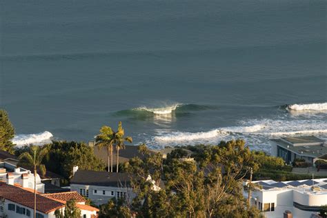 Surfers from around the world choose Surfline for dependable and up to date surfing forecasts and high quality surf content, live surf cams, and features. ... La Jolla Shores. 3-4 FT + FAIR .... 