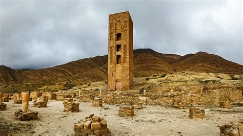 La kalaa des beni hammad, une capitale berbère de l'afrique du nord au 11e siècle. - El potencial geotérmico de la provincia de alicante.