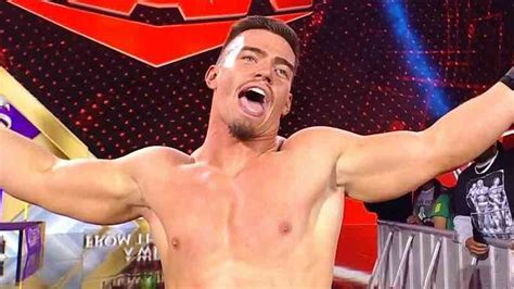 La knight naked. LA Knight teased the idea of hanging up his boots after failing to get the job done at WWE Money In The Bank. ... WWE's Becky Lynch reveals truth behind 'leaked' naked photo with Seth Rollins. 