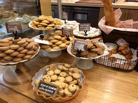 La monarca bakery los angeles ca. La Monarca Bakery, Santa Monica, California. 11,069 likes · 18 talking about this · 4,164 were here. LA's Best Mexican Bakery Café! Stop in to taste The... 