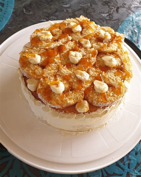 La petite gateau.  Swirl mango Raspsberry with raspberry gel insert.  2007 Le...