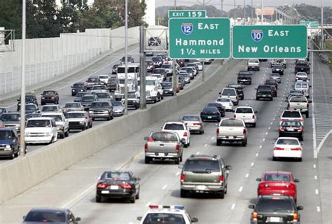 La traffic cams. Traffic Details. Select a point on the map to view speeds, incidents, and cameras. Nationwide traffic reports. Real-time speeds, accidents, and traffic cameras. Check conditions on key local routes. Email or text traffic alerts on your personalized routes. 
