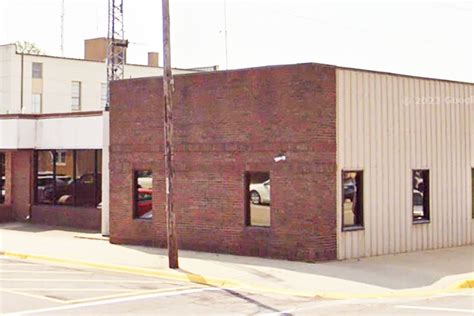 Labette County Jail Inmate Money Deposits Announcement - January 4, 2023. Labette County Jail staff announced today that deposits for inmates must either be made online, by telephone, by using the Kiosk in their lobby or by sending postal money orders or bank cashier checks to the following address: 718 5th St. Oswego, KS 67356. or. 718 5th St. …. 