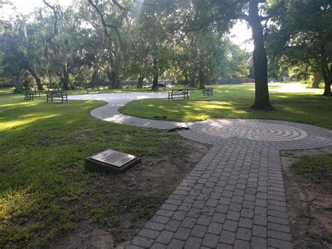 Labyrinth at Audubon Park – New Orleans, Louisiana - Atlas Obscura