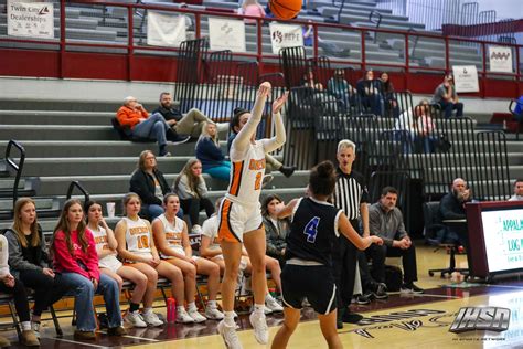 Lady Indians advance in lopsided quarterfinal game