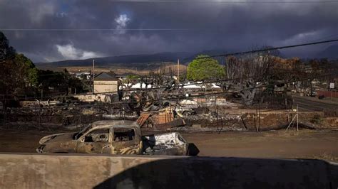 Lahaina residents begin returning to sites of homes destroyed by deadly wildfire