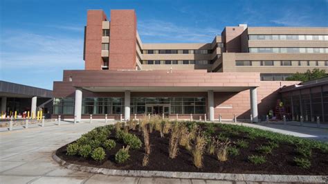 Lahey Hospital & Medical Center | A Teaching Hospital of Tufts University School of Medicine. be_ixf; php_sdk; php_sdk_1.4.18; 25 ms; iy_2023; im_10; id_09; ih_06; imh_41; i_epoch:1696858905568; ... Lahey Hospital & Medical Center, Burlington; See All ; All Locations. Lahey Hospital & Medical Center offers nationally-recognized, award …. 