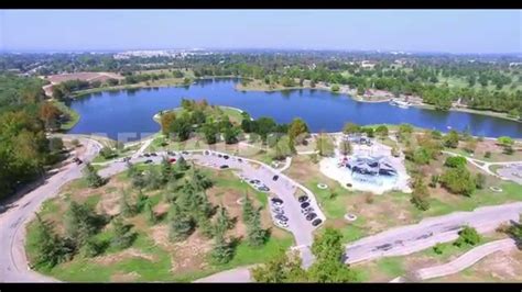 Lake Balboa Park, Los Angeles CA. - YouTube