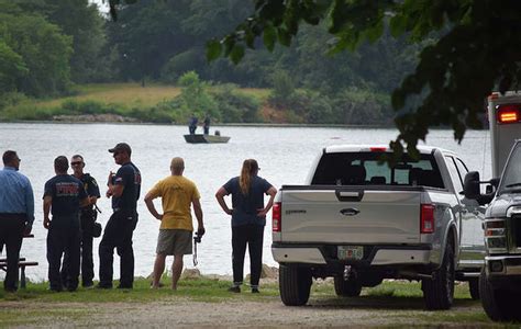 Lake County Sheriff's looking for missing man on Lake Catherine