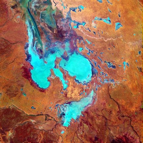 Lake Eyre – Wikipedia