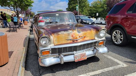 Lake George hosts classic cars, countless stories