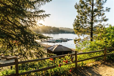 Lake arrowhead weather april. The weather is usually mildly cool with a gentle breeze, with temperatures ranging from 46—75°F (8—24°C). Lake Arrowhead has plenty to offer for visitors of all ages and interests. In this article, we tell you the top things to see and do for your April trip to Lake Arrowhead. 