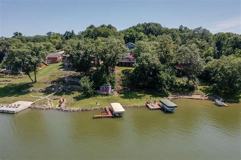 Lake panorama homes for sale. 1,310 sqft • House for sale. 711 C Avenue E, Oskaloosa, IA 52577. # Tag skeleton. Houses for sale by owner – commonly referred to as FSBO (pronounced fizz-bo) – are listings managed directly by the owner of the property without the use of a real estate broker. And we can help you find an FSBO property in Lake Panorama, IA. 