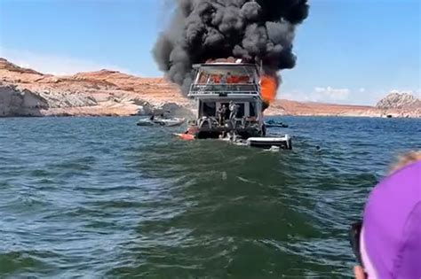 Lake powell houseboat fires. Things To Know About Lake powell houseboat fires. 