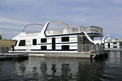 View Houseboat Rentals on Lake Roosevelt. People 