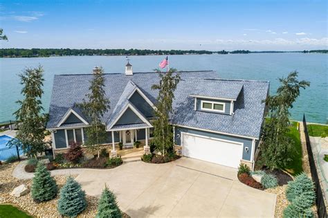 Lakefront property ohio. Find lakefront land for sale in Ohio including large luxury lakefront estates, affordable lakefront homes with land, and vacant buildable lake lots. The 40 matching properties for sale in Ohio have an average listing price of $516,547 and price per acre of $31,444. 